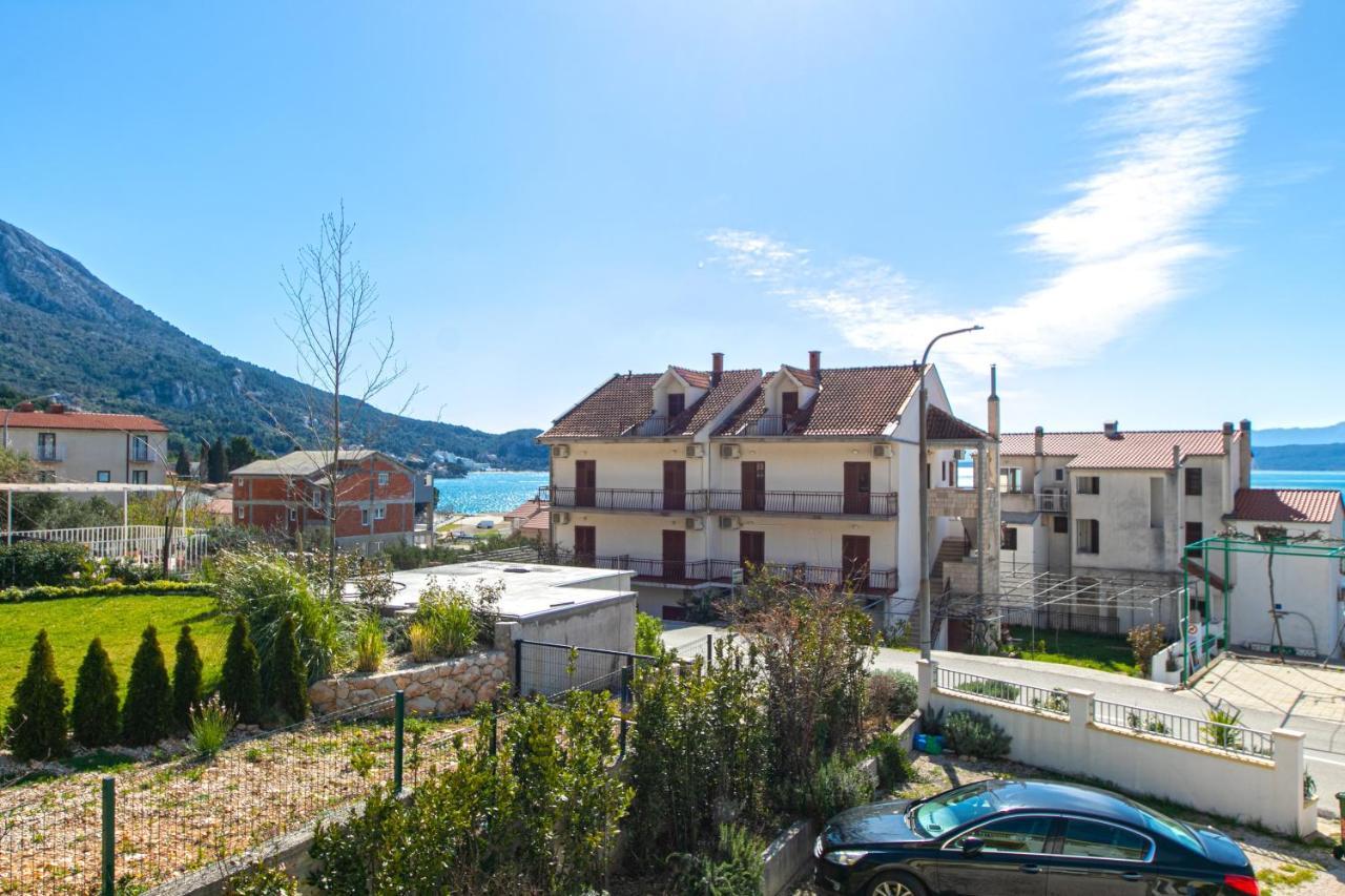 Apartments By The Sea Igrane, Makarska - 20014 Exterior photo