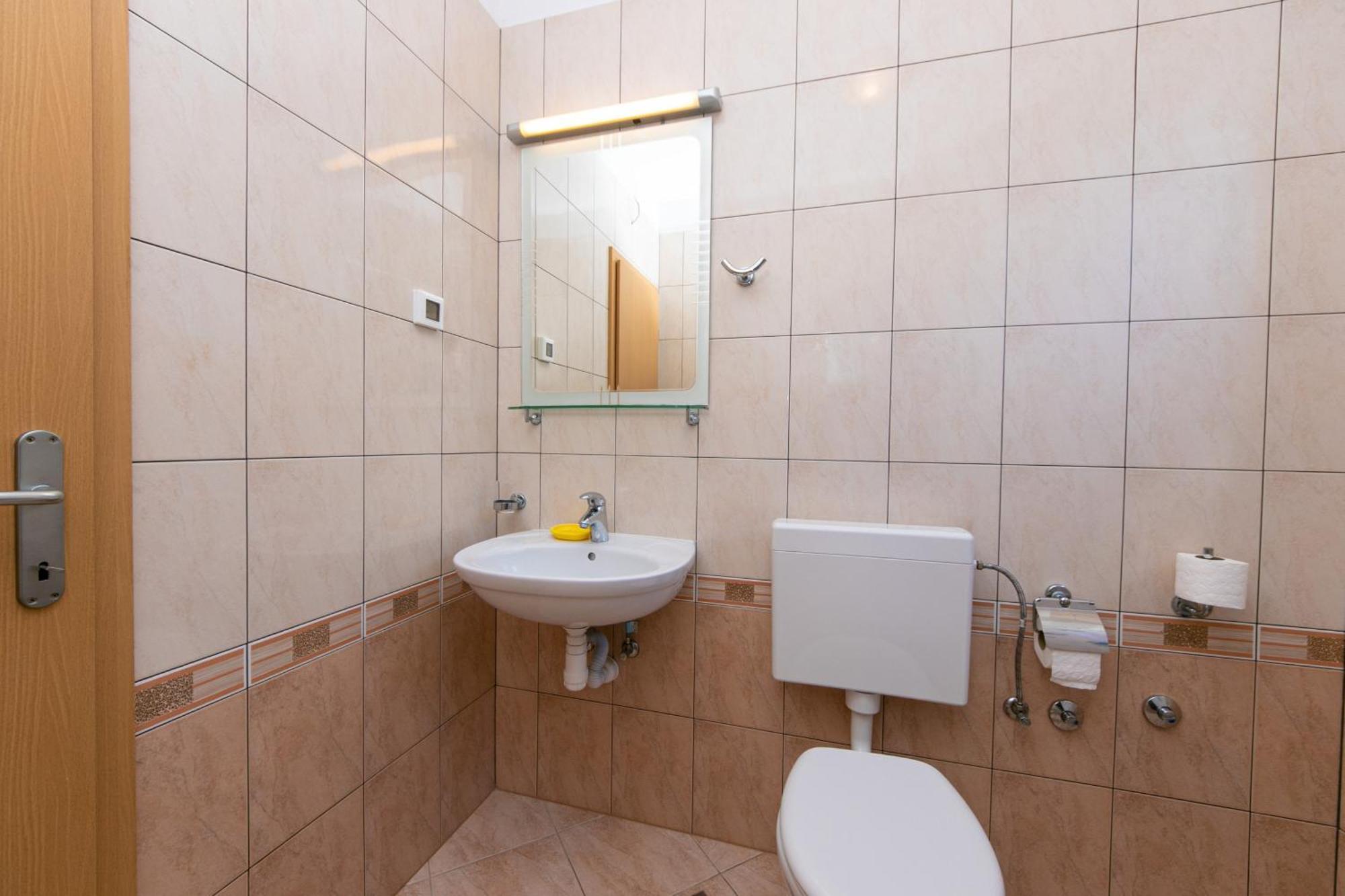 Apartments By The Sea Igrane, Makarska - 20014 Room photo