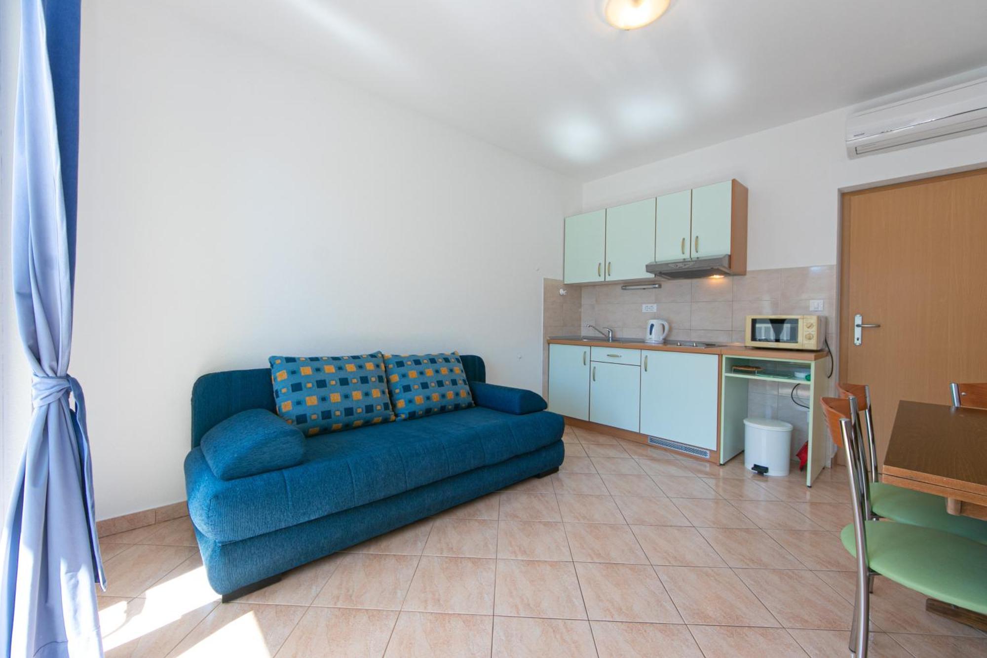 Apartments By The Sea Igrane, Makarska - 20014 Room photo